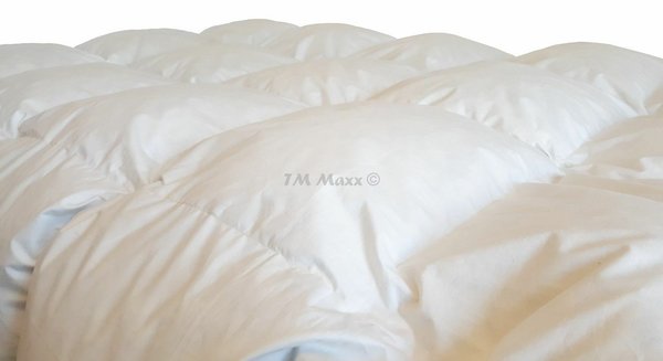 Daunendecke Bettdecke, verschiedene Größen, 20% - 60% Gänsedaunen