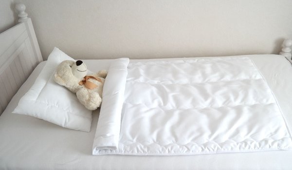Decke Sommerbett Leichtedecke für Baby Kinder Wellensteppung 100x135cm